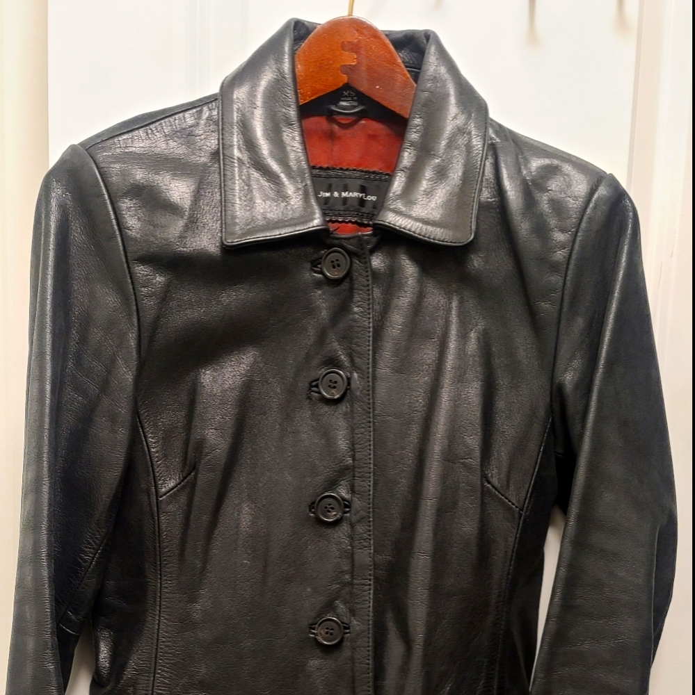Leather 100%